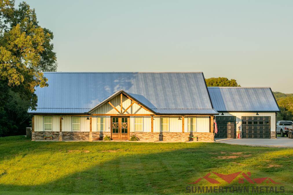 The Thompson Barndominium || 2,400 sq. ft. 3 bed / 2.5 bath Home